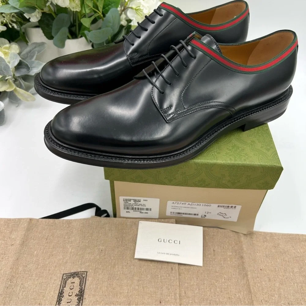 Men’s Gucci, black leather derby, shoes with green red web trim size 12.5